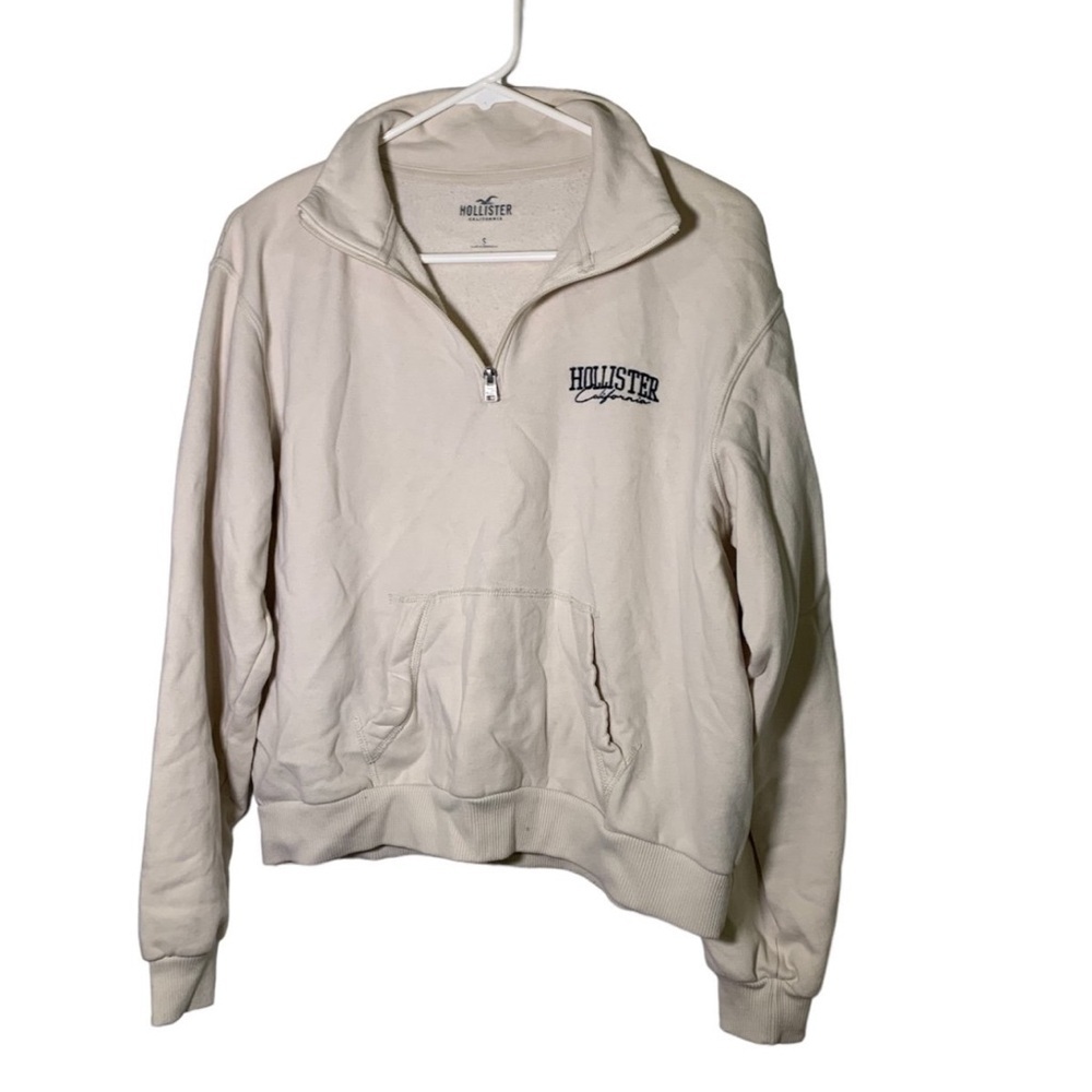 Hollister Small Cream‎ 1/4 Zip Sweatshirt